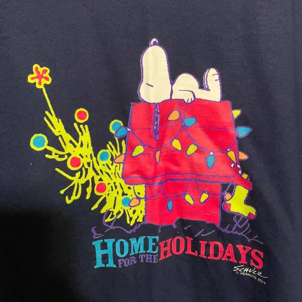 CAFE PRESS- Happy Holidays- Snoopy (XL) 🎄🆕🐶